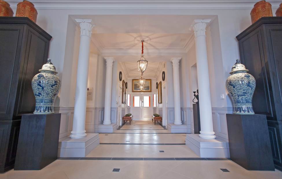 inglewood-hallway