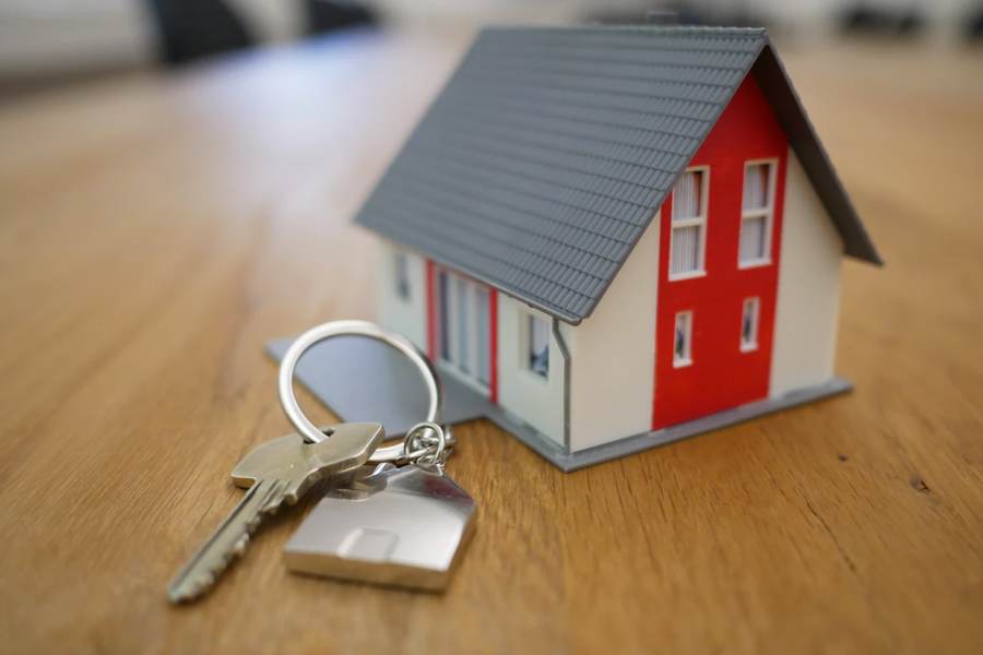 Audley Stories - Knight Frank Key ring retirement white and red house